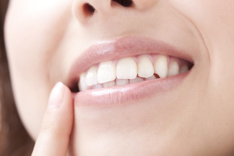 インプラントを入れれば歯のトラブルはすべて解消する、という認識は間違っています。